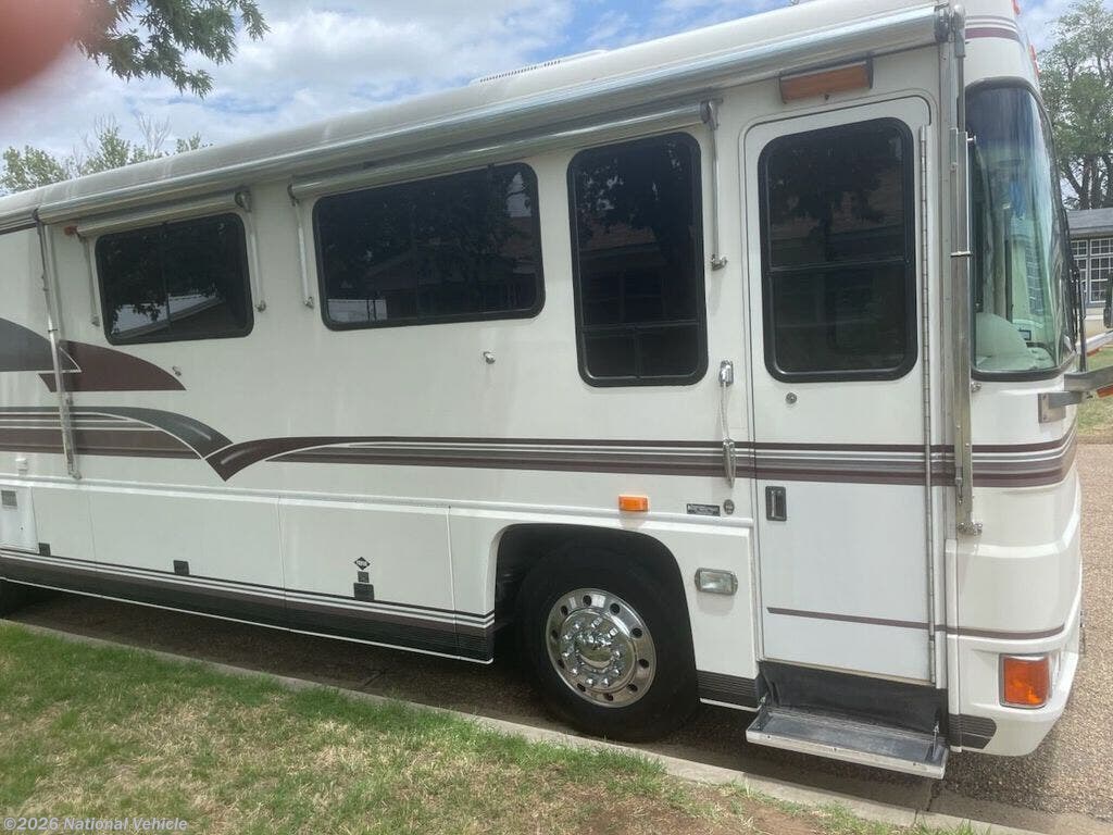 Used 1996 Foretravel  U270 available in Borger, Texas