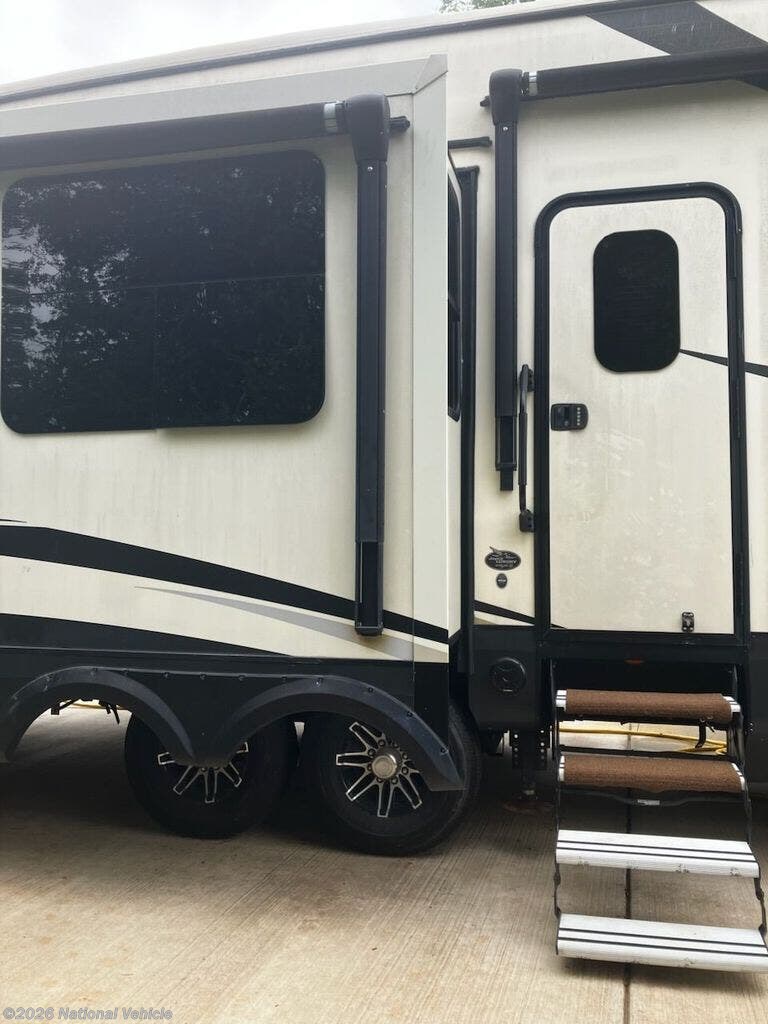 Used 2017 Jayco North Point 381DLQS available in Canton, Texas
