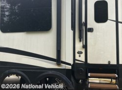 Used 2017 Jayco North Point 381DLQS available in Canton, Texas
