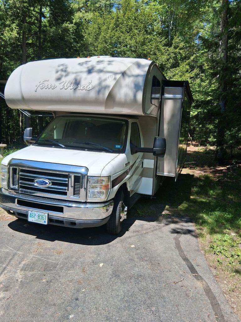Used 2015 Thor Motor Coach Four Winds 31L available in Rindge, New Hampshire