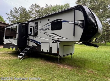 Used 2019 Keystone Avalanche 320RS available in Livingston, Texas