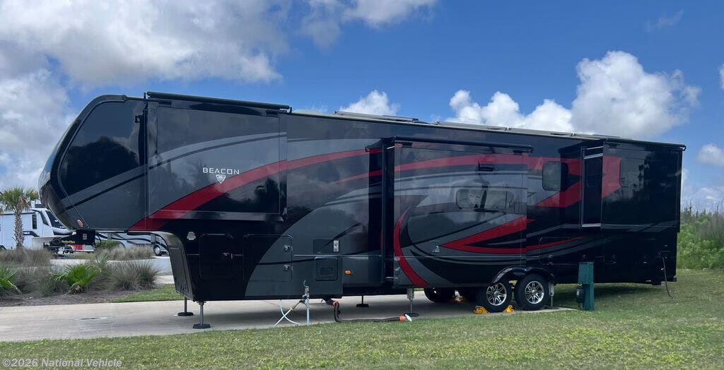 Used 2022 Vanleigh Beacon 42RDB available in Elberta, Alabama