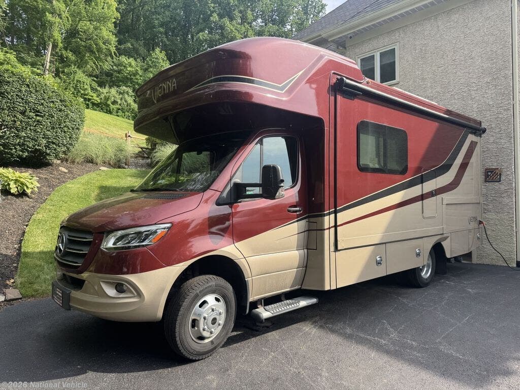 Used 2022 Renegade  Vienna 25VFWC available in Landenberg, Pennsylvania