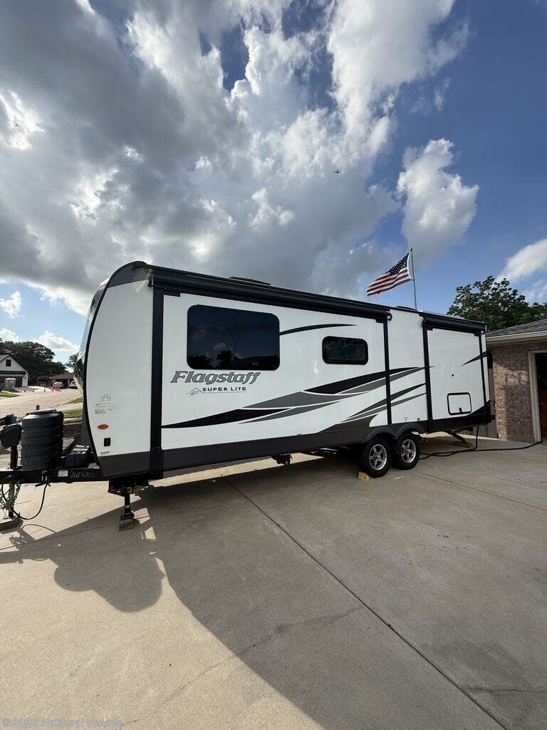 Used 2024 Forest River Flagstaff Super Lite 26FKBS available in Nederland, Texas