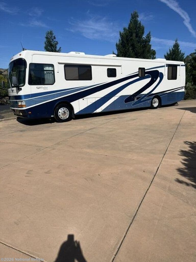Used 1999 Monaco RV Windsor  available in Vacaville, California