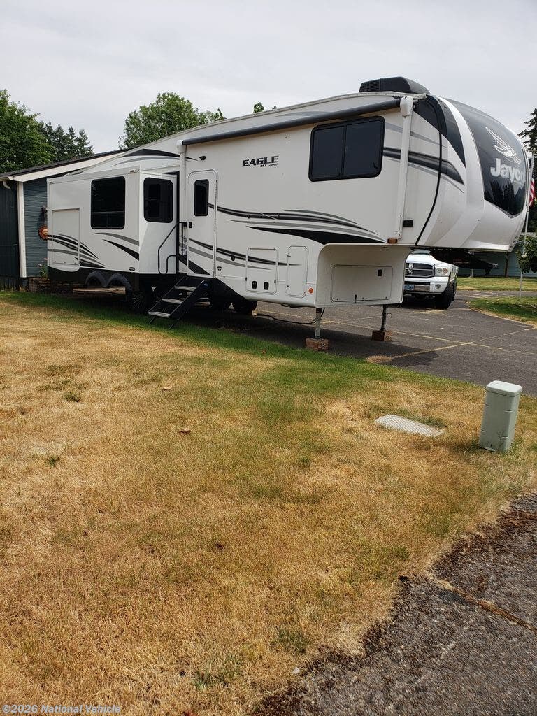 Used 2023 Jayco Eagle 30.5RSOK available in Mill City, Oregon