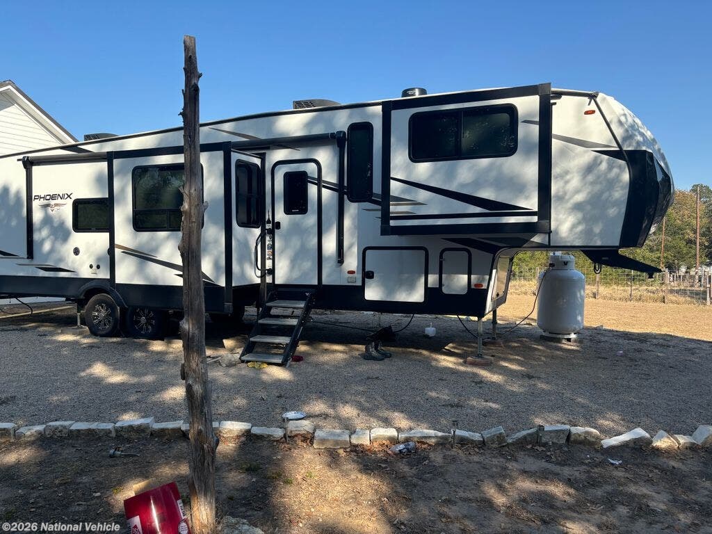 Used 2021 Coachmen Chaparral 334FL available in Dallas, Texas