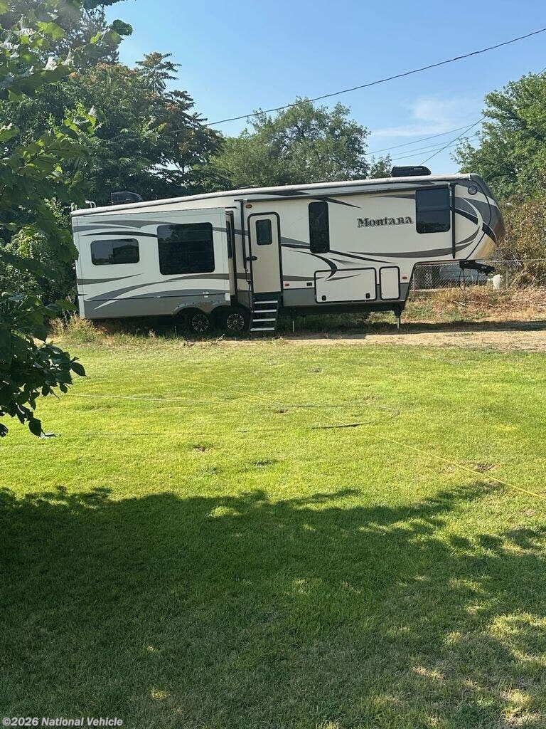 Used 2016 Keystone Montana 3000RE available in Boise, Idaho