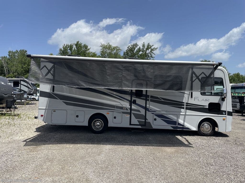 Used 2024 Fleetwood Flair 28A available in Lakewood, Ohio