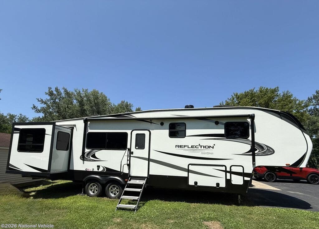 Used 2022 Grand Design Reflection 341RDS available in Fredonia, New York