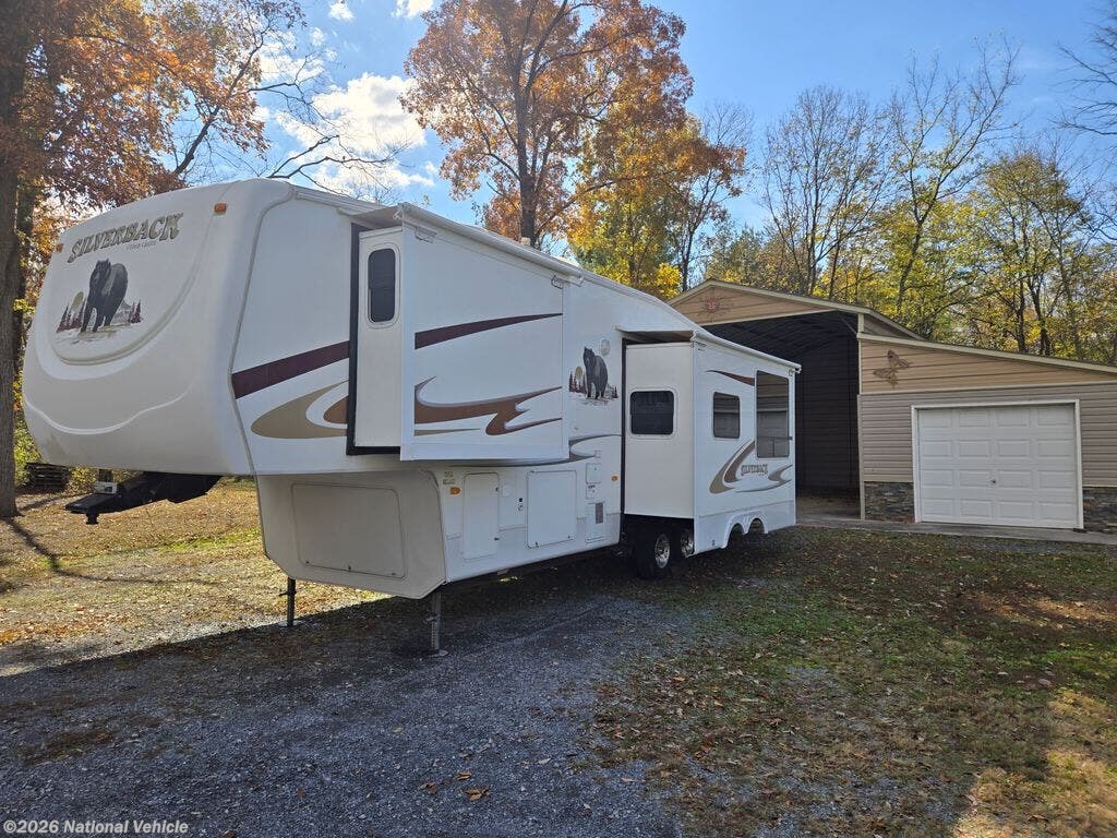 Used 2008 Forest River Cedar Creek Silverback 30LRKSA available in Walkersville, Maryland