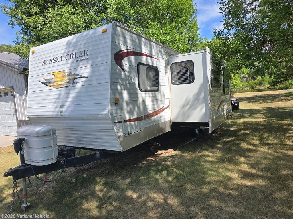 Used 2010 SunnyBrook Brookside 301RBS available in Mitchell, South Dakota