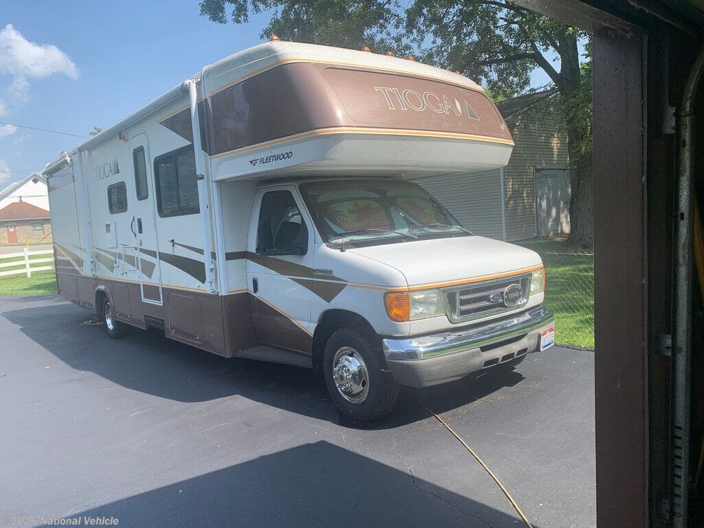 Used 2008 Fleetwood Tioga 30H available in Green Camp, Ohio