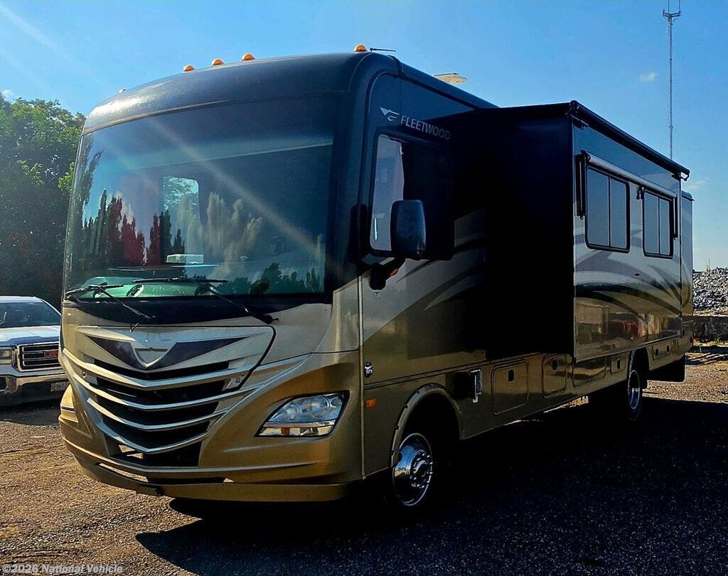 Used 2013 Fleetwood Storm 32V available in Blue Springs, Missouri