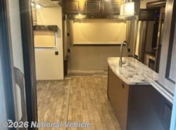 Used 2018 Keystone Montana Legacy Edition 3921FB available in Salem, Oregon