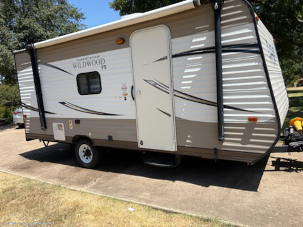 Used 2016 Forest River Wildwood X-Lite FSX 195BH available in Red Oak, Texas
