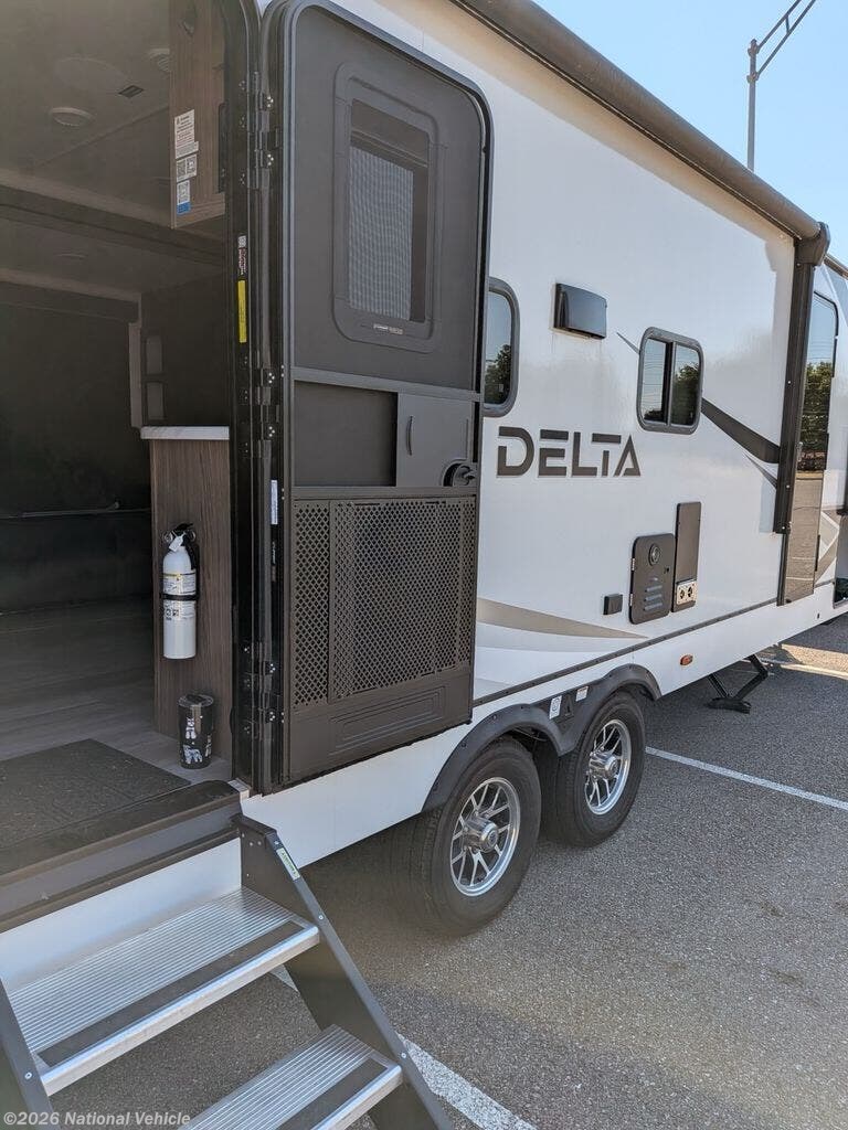Used 2025  Alliance RV Delta 252RL by Alliance RV from National Vehicle in Mustang, OK