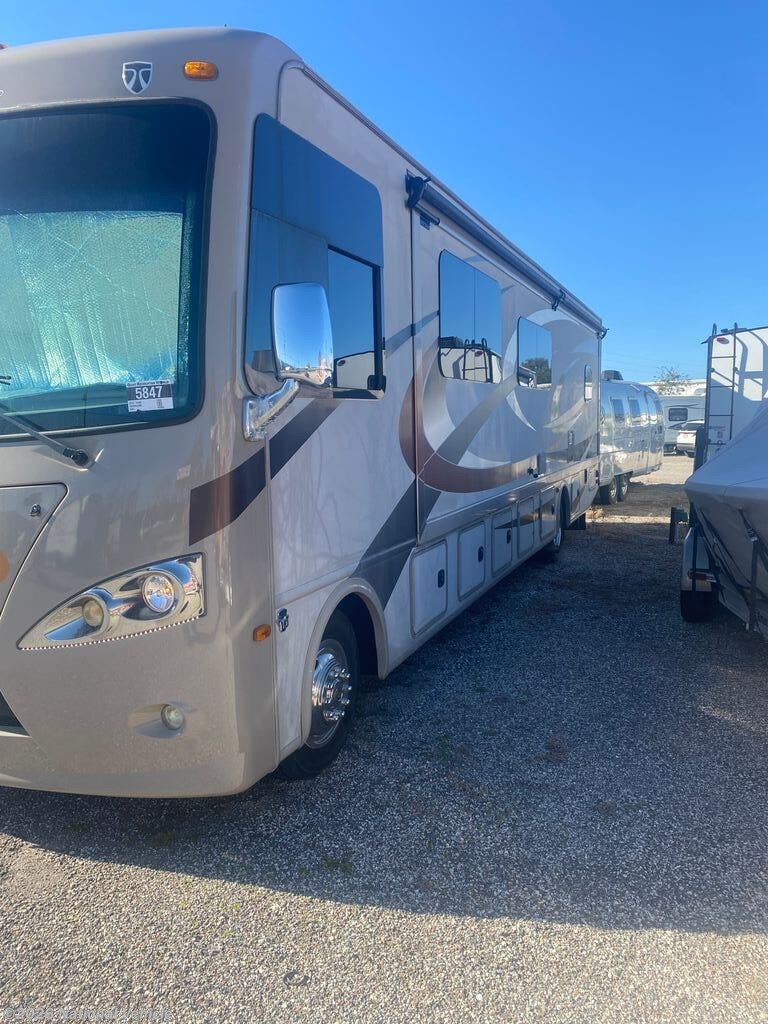 Used 2015 Thor Motor Coach Hurricane 34F available in Winter Garden, Florida