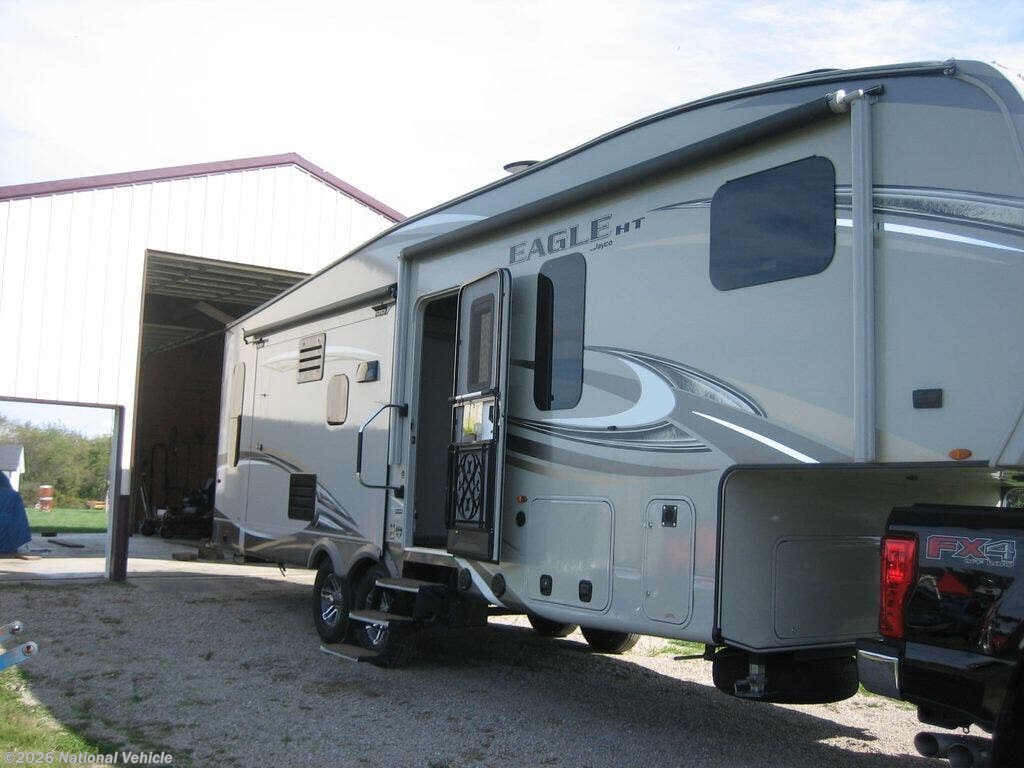 Used 2018  Jayco Eagle HT 28.5RSTS by Jayco from National Vehicle in Junction City, OH