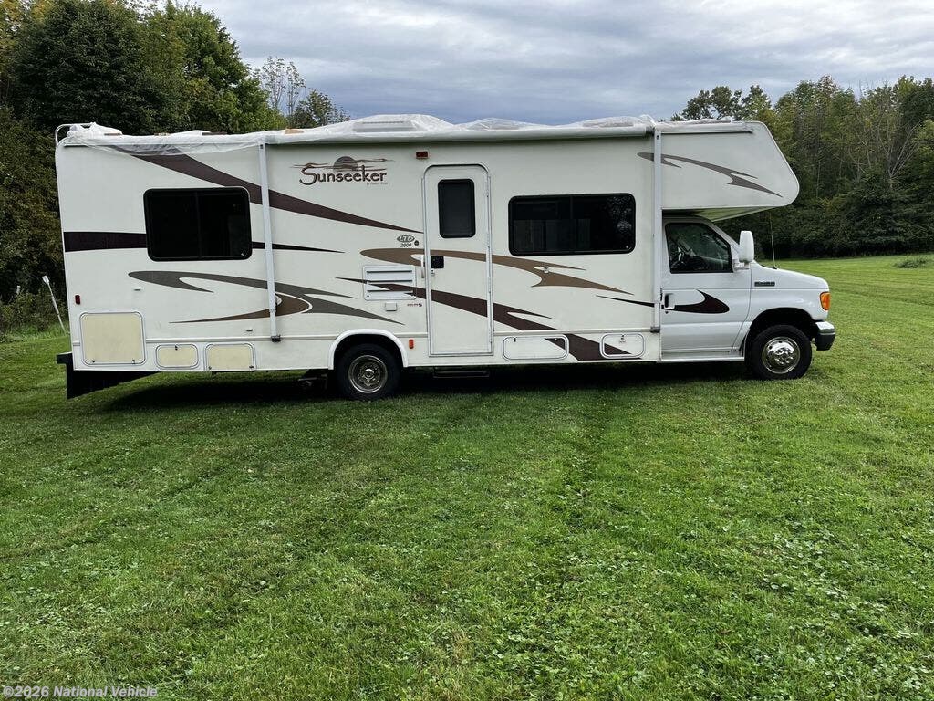 Used 2006  Forest River Sunseeker 2900 by Forest River from National Vehicle in Akron, OH