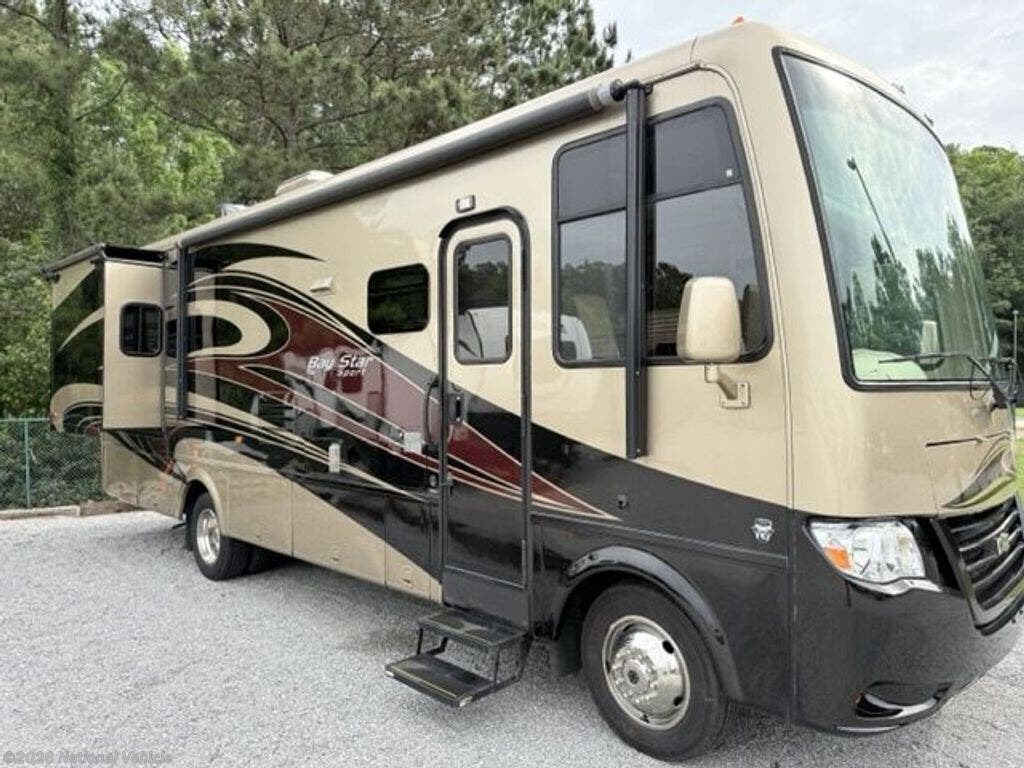 Used 2016  Newmar Bay Star Sport 2903 by Newmar from National Vehicle in Bluffton, SC