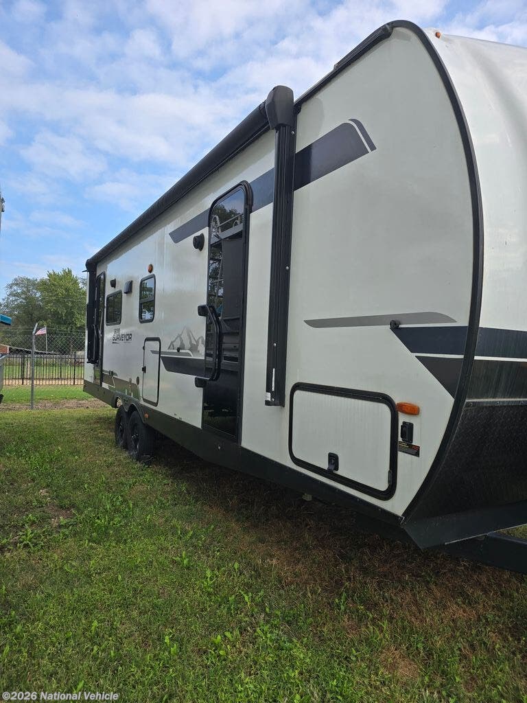 Used 2024  Forest River Grand Surveyor 253RLS by Forest River from National Vehicle in Salina, KS