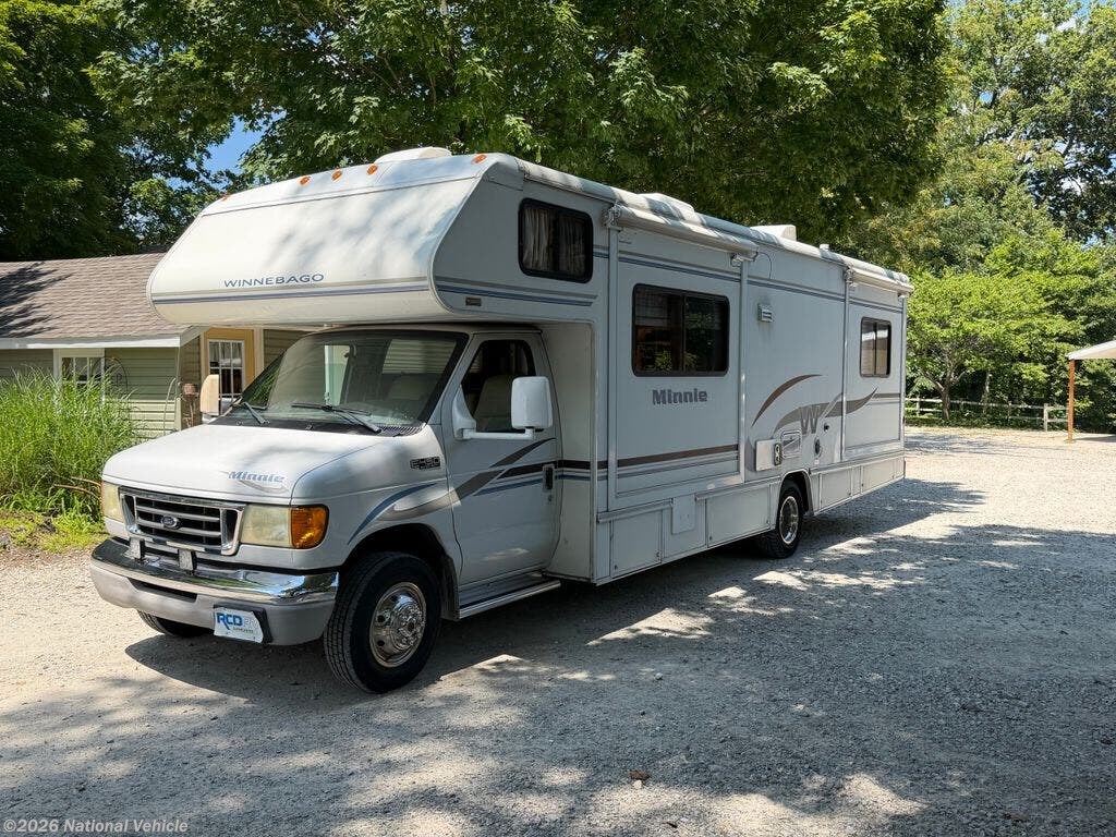 Used 2004  Winnebago Minnie Winnie 29B by Winnebago from National Vehicle in Westerville, OH