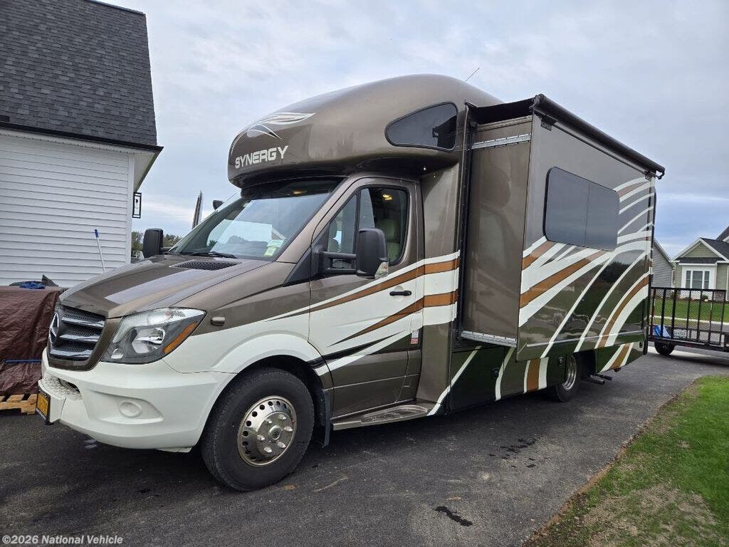 Used 2018  Thor Motor Coach Synergy Sprinter 24JR by Thor Motor Coach from National Vehicle in Rochester, NY