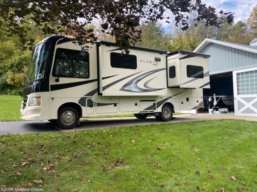 Used 2022  Jayco Alante 27A by Jayco from National Vehicle in Skaneateles, NY