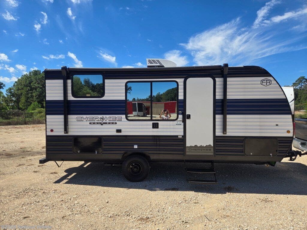 Used 2025  Forest River Cherokee Wolf Pup 17LP by Forest River from National Vehicle in Houston, TX