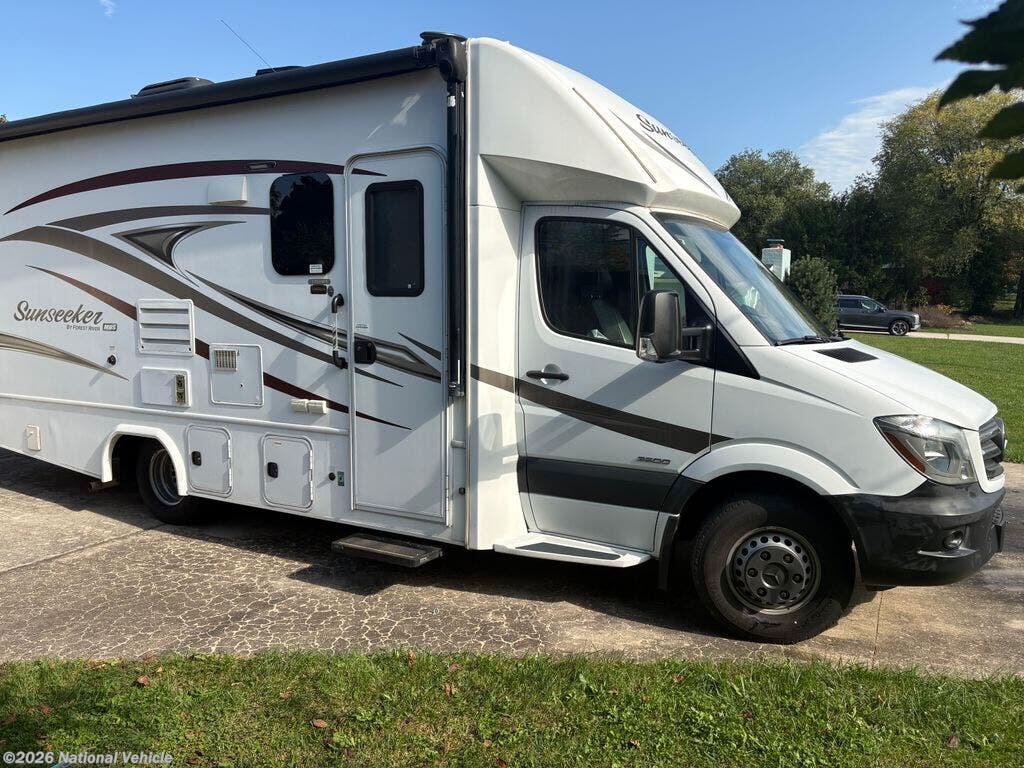 Used 2018  Forest River Sunseeker MBS 2400WS by Forest River from National Vehicle in Keyser, WV
