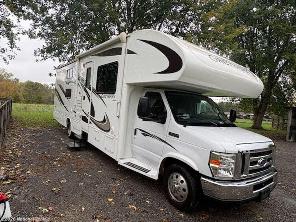 Used 2014  Jayco Greyhawk 31FS by Jayco from National Vehicle in Morrow, OH