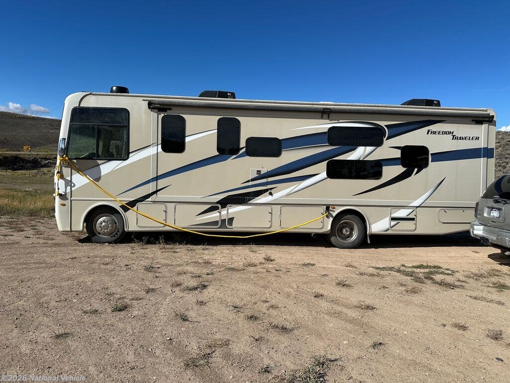 Used 2022  Thor Motor Coach Freedom Traveler 32A by Thor Motor Coach from National Vehicle in Gunnison, CO