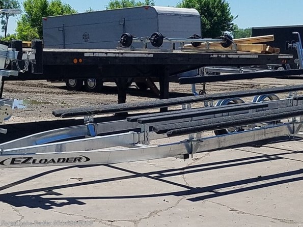 2022 EZ Loader 23'-26' Tri-Toon / Pontoon Trailer available in Forest Lake, MN