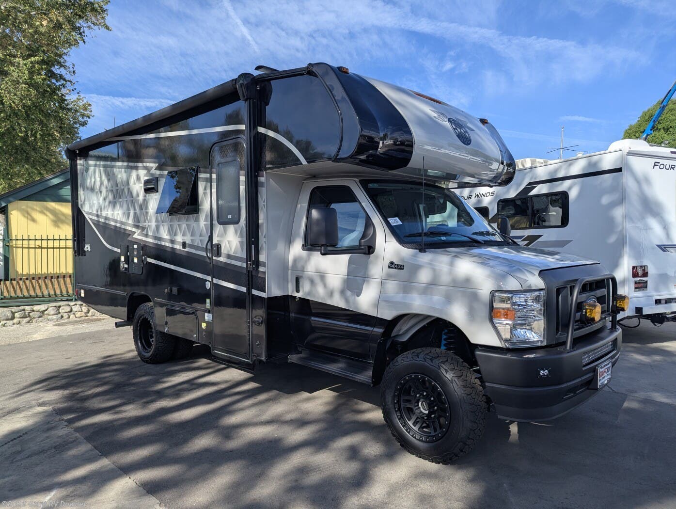 New 2026 Coachmen Cross Trail 22XG available in Downey, California
