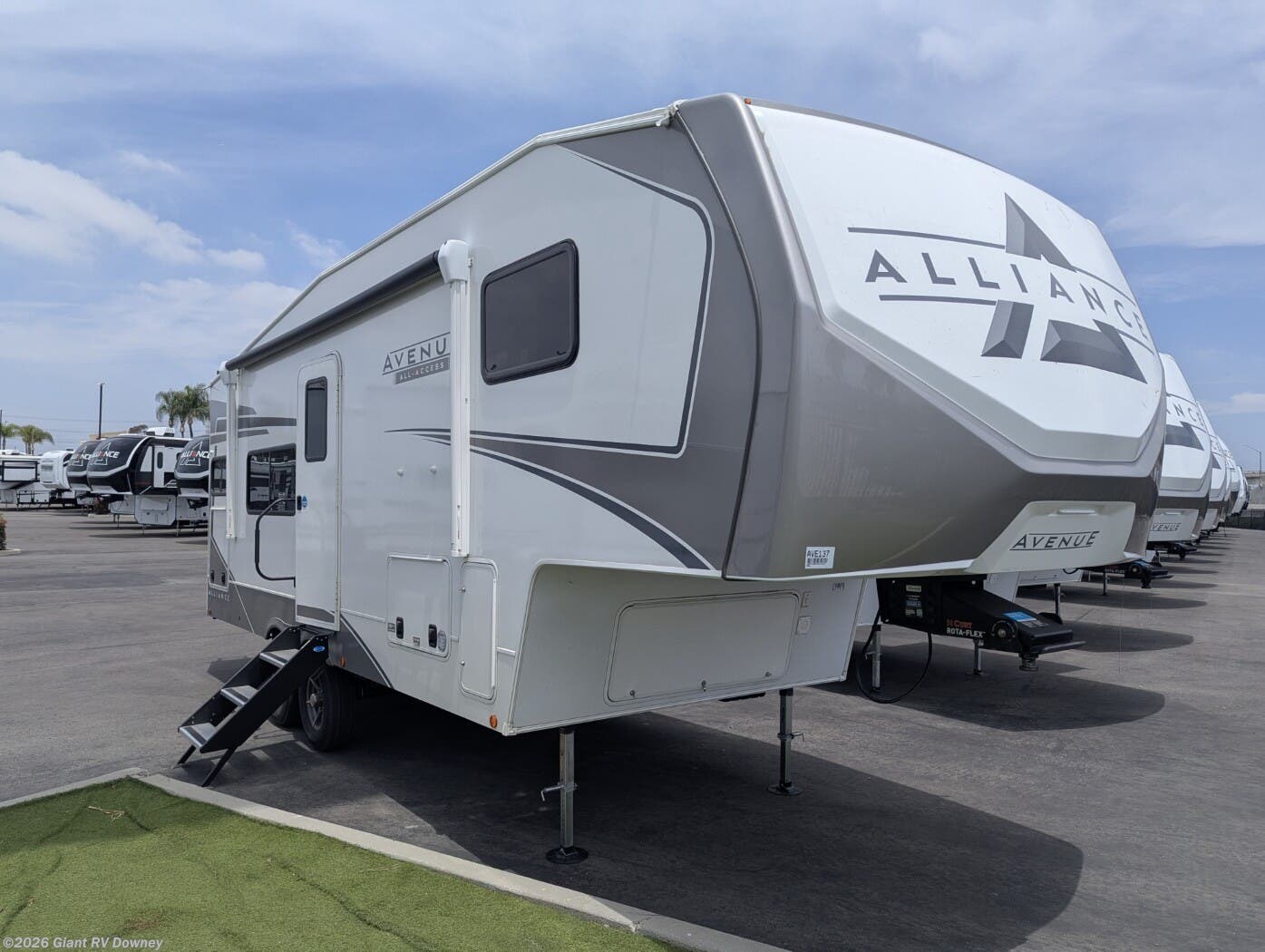 New 2026 Alliance RV Avenue 23ML available in Downey, California