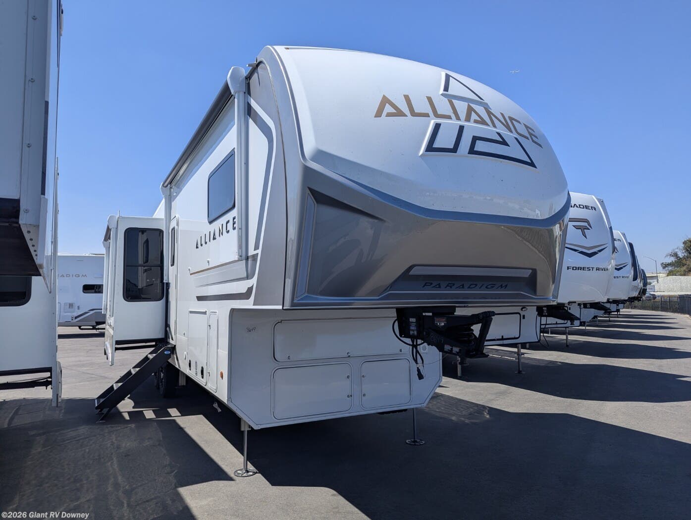New 2027 Alliance RV Paradigm 312RK available in Downey, California