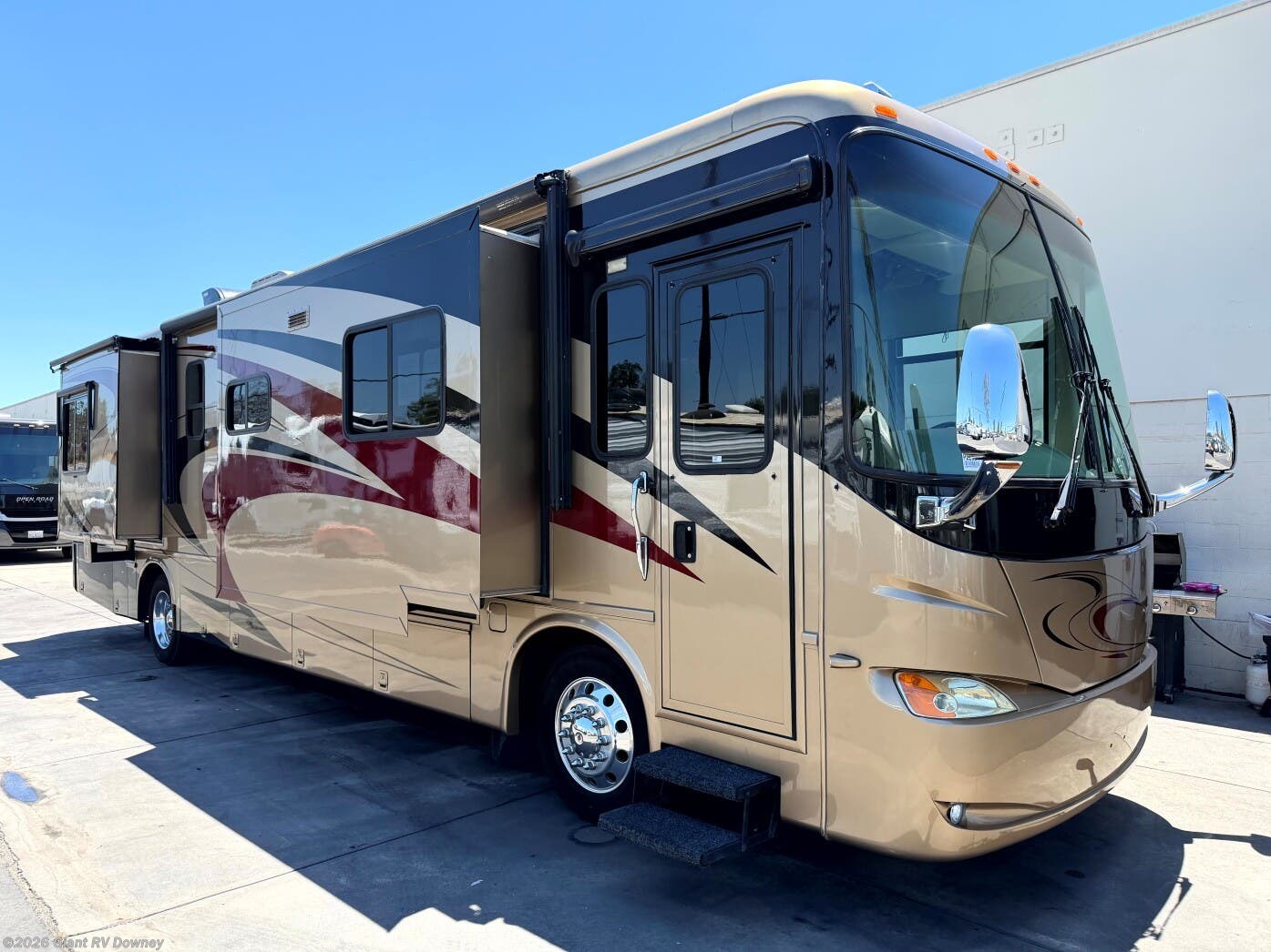 Used 2007 Newmar Ventana M-3933 available in Downey, California