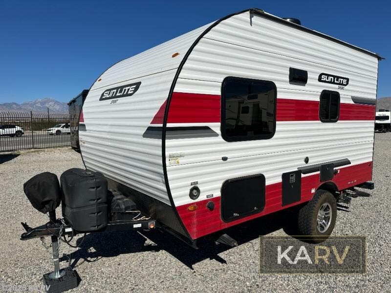 Used 2022 Sunset Park RV  Sun-Lite Classic 16BH available in Desert Hot Springs, California