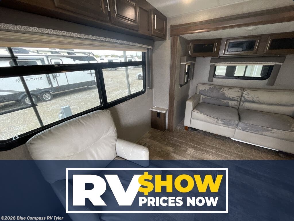 Used 2019 Forest River Rockwood Ultra Lite 2604WS available in Tyler, Texas