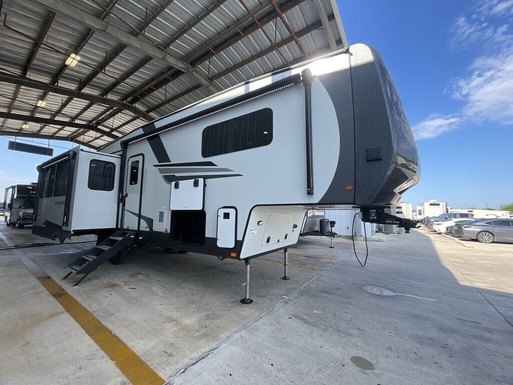 New 2026 Forest River Rockwood Signature 361RLS available in Tyler, Texas