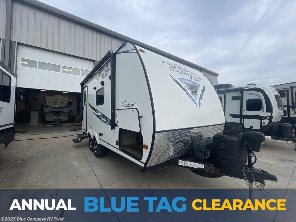 Used 2020 Coachmen Freedom Express Select 17BLSE available in Tyler, Texas