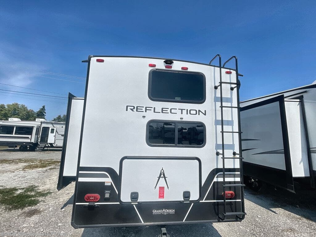 New 2026 Grand Design Reflection 100 Series 27BH available in Tyler, Texas