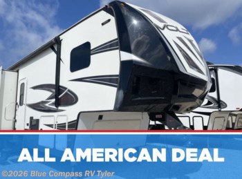 Used 2017 Dutchmen Voltage V3305 available in Tyler, Texas