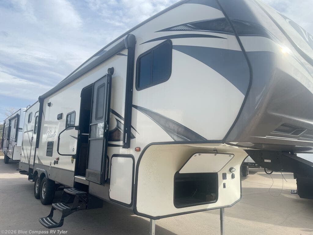 Used 2018 CrossRoads Volante 310BH available in Tyler, Texas