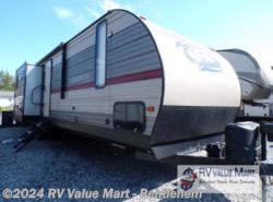 Used 2018 Forest River Cherokee 304BH available in Bath, Pennsylvania