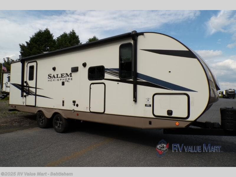 Used 2021 Forest River Salem Hemisphere Hyper-Lyte 25RBHL available in Bath, Pennsylvania