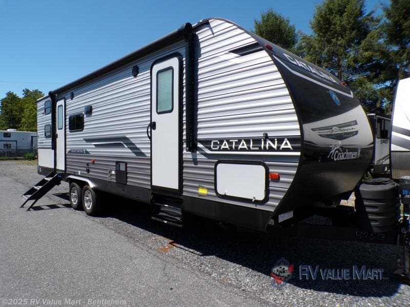 Used 2024 Coachmen Catalina Legacy Edition 263BHSCK available in Bath, Pennsylvania