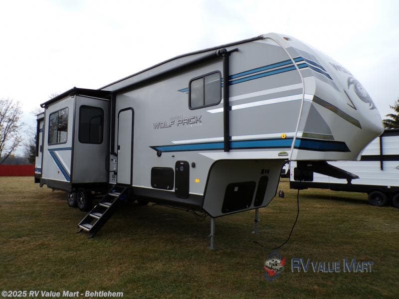 Used 2020 Forest River Cherokee Wolf Pack 325PACK13 available in Bath, Pennsylvania