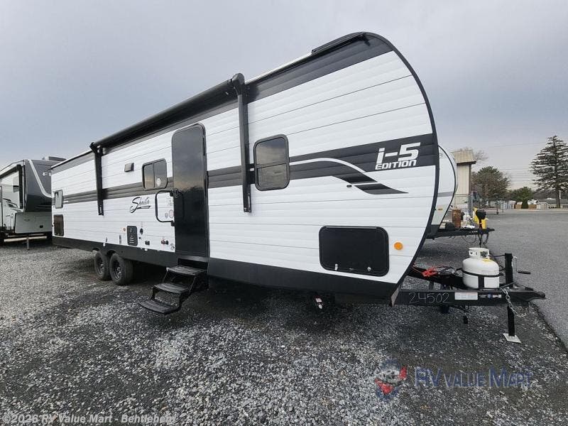 New 2026 Shasta I-5 Edition 532BEDS available in Bath, Pennsylvania